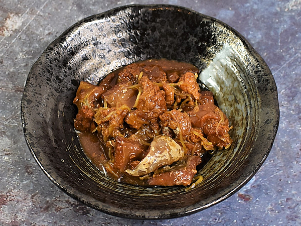 “かつおの卵”ってどんな味? 高級珍味「かつおの親子煮 ぱくぱく珍味」を実食レビュー（カネニニシ）