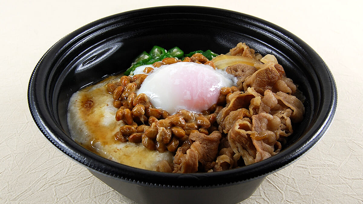 とにかくネバネバすぎる！ 吉野家の「ネバとろ牛丼」はヘルシーだけど食べごたえ十分