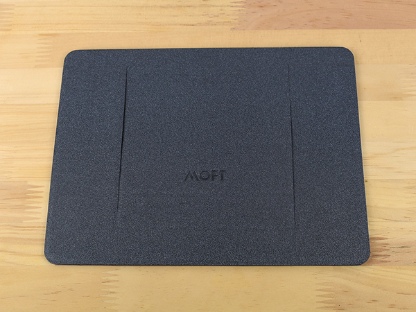 もはや定番！貼りつけるノートPCスタンド、MOFT「Laptop Stand」を使ってみた