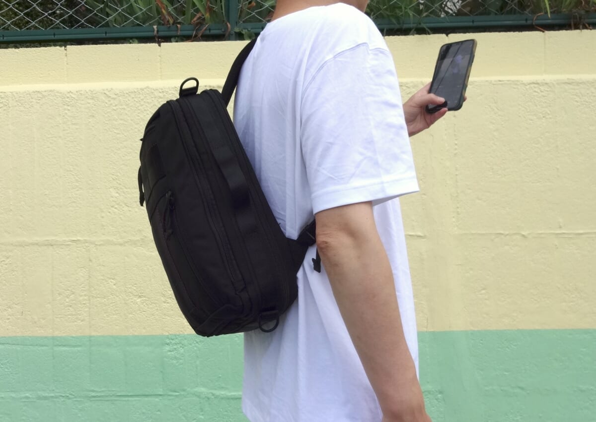 ブリーフィングが考える「ニュービズ」 スタイルを具現化した、バッグ「MOBILE SMART LINER」！