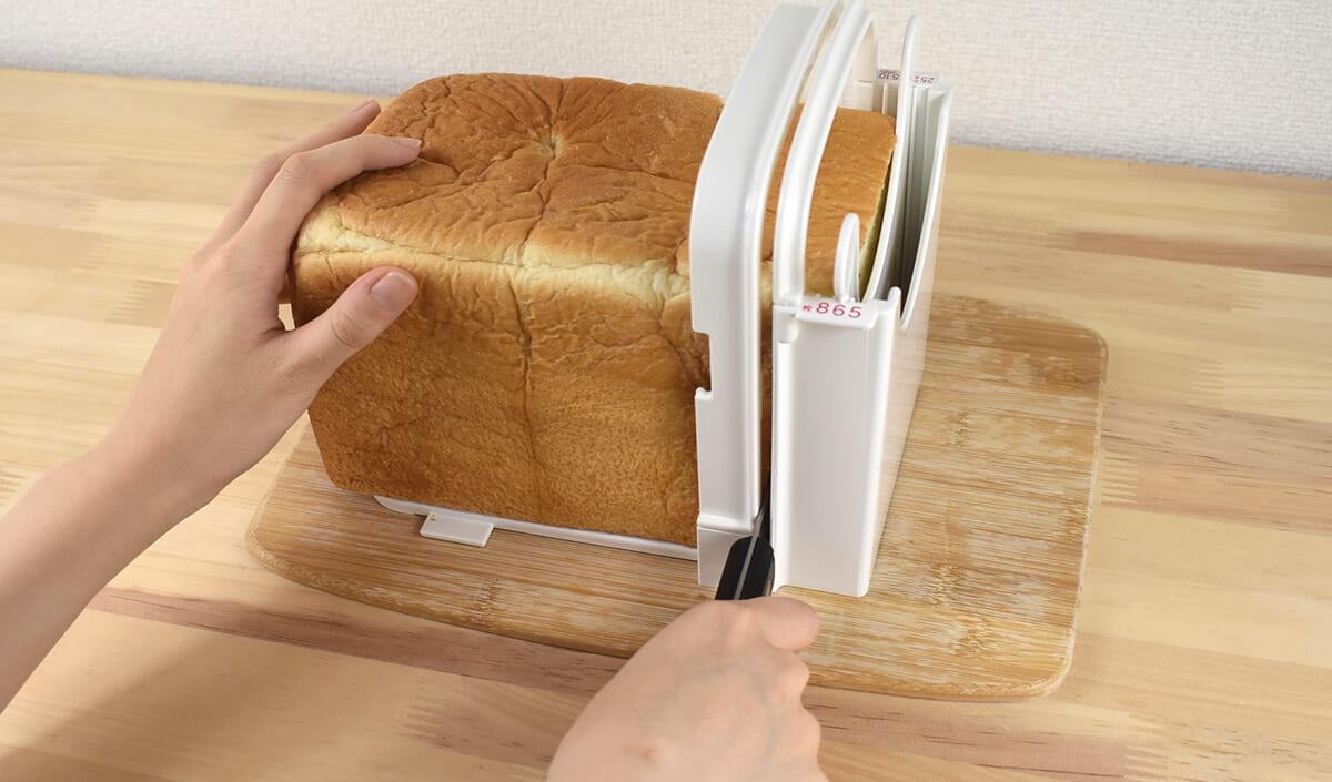 パン切りが苦手な人は要注目！「食パンカットガイド」レビュー