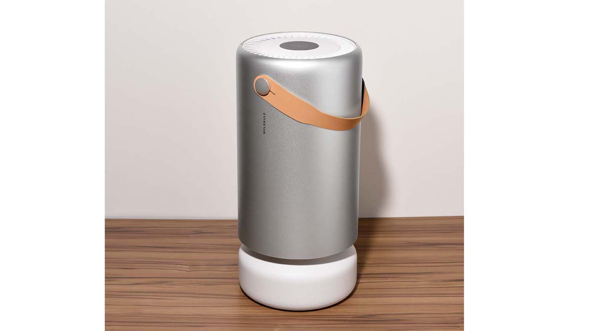 独自の光触媒技術によりウイルスなどの超微粒子も本体内部で除去する「Molekule Air Pro SQ1P-JP」