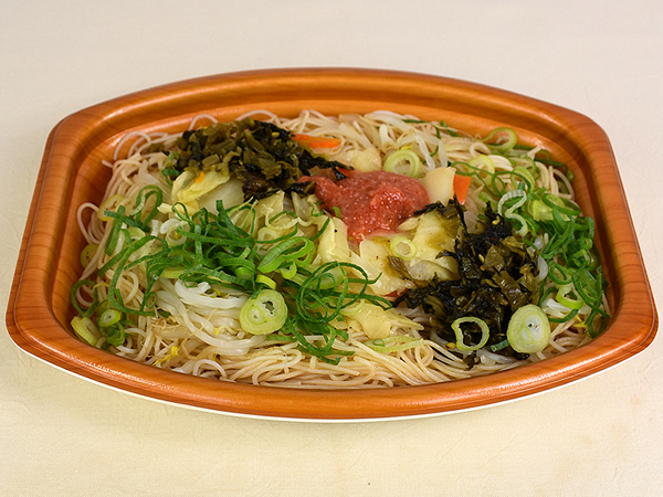 おいしく食べて体も喜ぶ！ ファミマの「1／3日分の野菜が摂れる明太子焼ビーフン」は明太子が決め手のピリ辛テイスト！