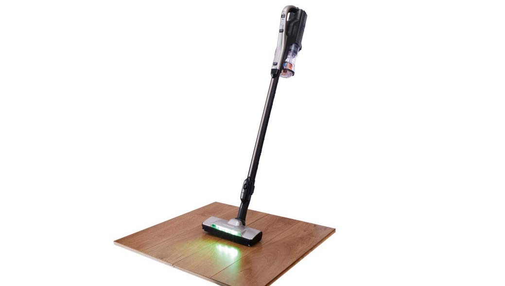 操作性は文句なし！ 日立の最新モデル「パワかるスティック」を家電のプロが5項目でチェック