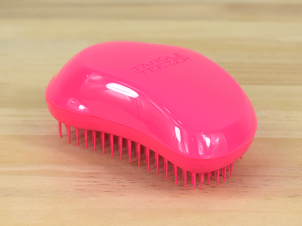 イギリス生まれの“魔法のブラシ”って？ 「バゲット」で注目を集めた「TANGLE TEEZER The Original」レビュー