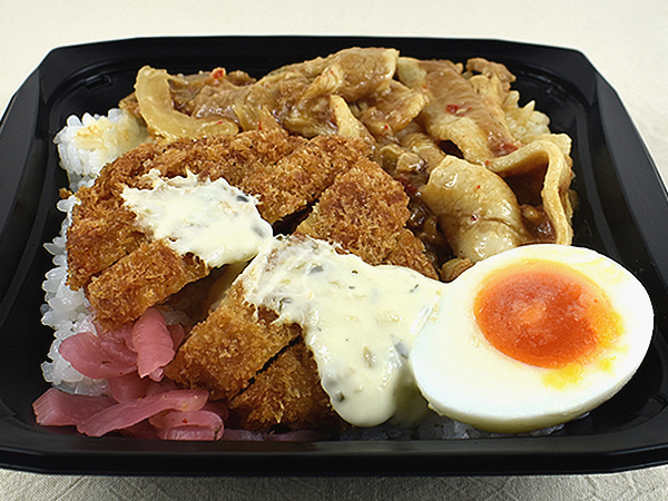 ごはんに染みこむほどのたれが絶品！ ローソンの「タルタルチキンカツ＆豚焼肉丼」は質＆量ともに納得しかない