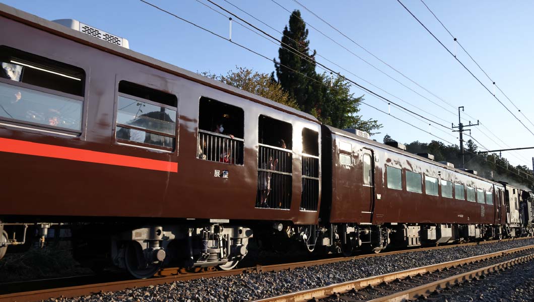 展望車の登場でさらに魅力アップした東武鉄道「SL大樹」