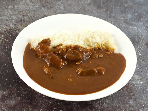 無印のビーフカレーに新入り登場！ ほどよい辛味が楽しめる「素材を生かした フォン・ド・ヴォーのスパイシービーフカレー」が絶品