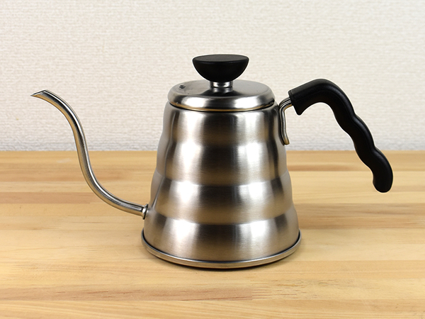 これぞ洗練されたデザイン… コーヒー党に贈りたい「V60ドリップケトル・ヴォーノ」レビュー