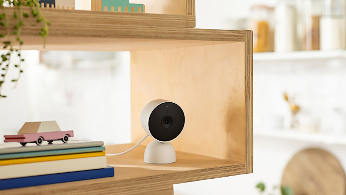 お手頃価格の「屋内用」発売！ Googleのスマートカメラ「Google Nest Cam（屋内用 / 電源アダプター式）」