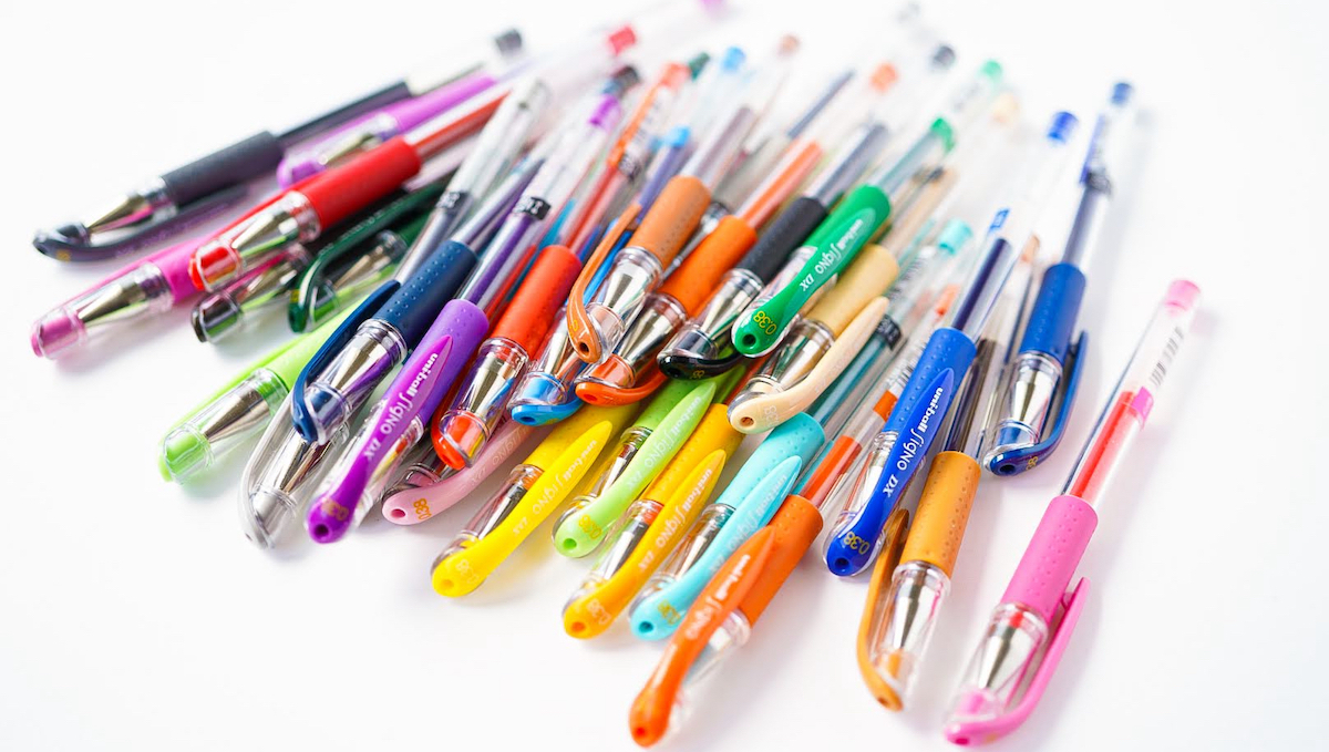 【菅未里の自腹買い文房具】学生時代に愛用した定番ボールペン「シグノ」に25年間で起きた変化とは