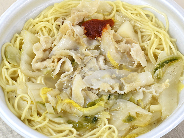 全国ご当地ラーメンフェス・中部エリア代表！ 「岐阜タンメン監修 野菜増し 岐阜タンメン～肉盛～」（ローソン）が放つにんにく入りスープの旨味