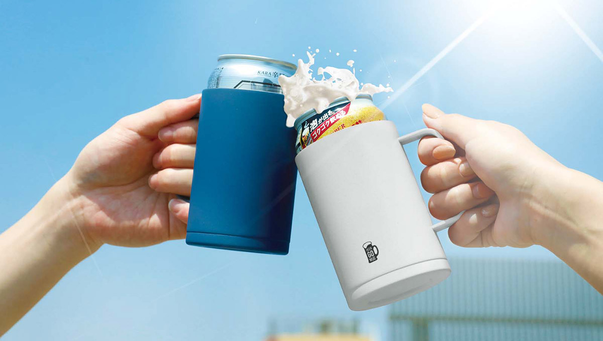 夏はビールジョッキ、冬場は保温マグ！ 保冷にも保温にも使える「缶ホルダー」