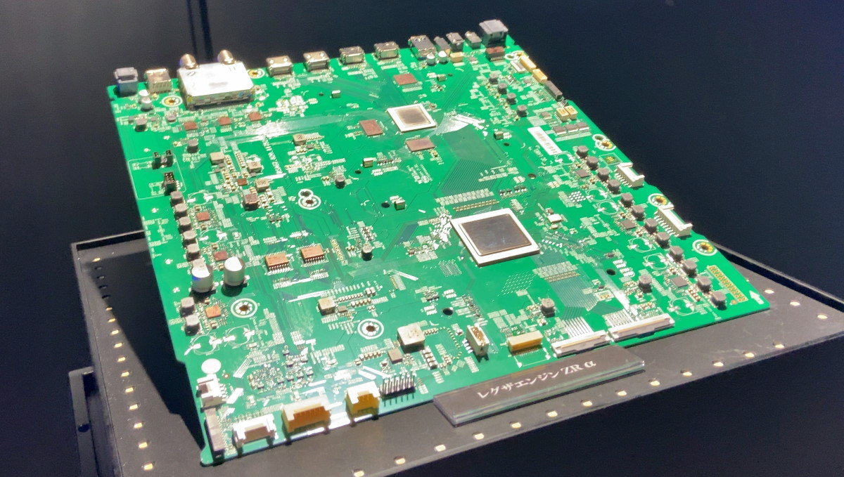 レグザの次世代エンジン「レグザエンジンZR α」がCESにお目見え！ 初のミニLED液晶テレビも登場