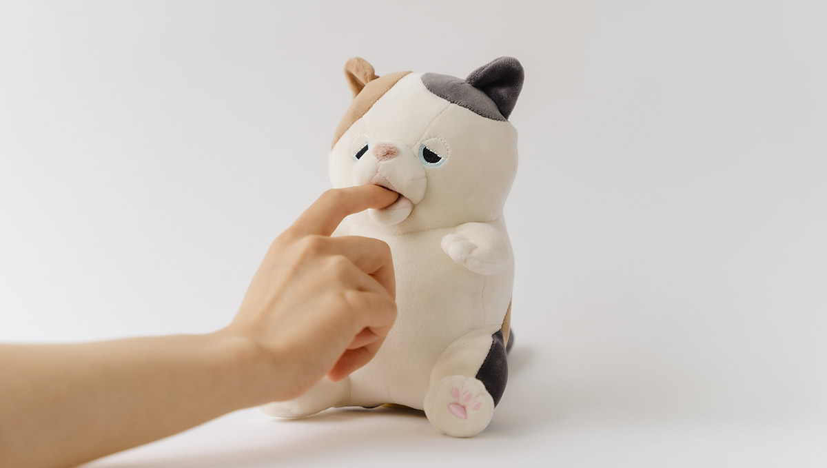 CESで発表！ 独自開発「ハムリングシステム」搭載、癒し系甘噛みロボット「甘噛みハムハム」