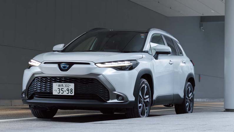 トヨタ、スズキの持ち味を生かした仕上がり！ 日本が誇る定番車の最新作を試乗レポート