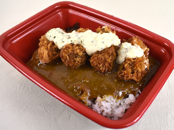 ミルキーなタルタル、濃厚な魚介の風味… 松のやの「カキフライカレー」は“フライ系トッピング史上No.1”のクオリティー!?