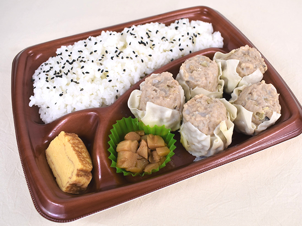皮からはみでるほど肉だねたっぷり!? ローソンの「これがシュウマイ弁当」はシャキシャキの筍も絶品！