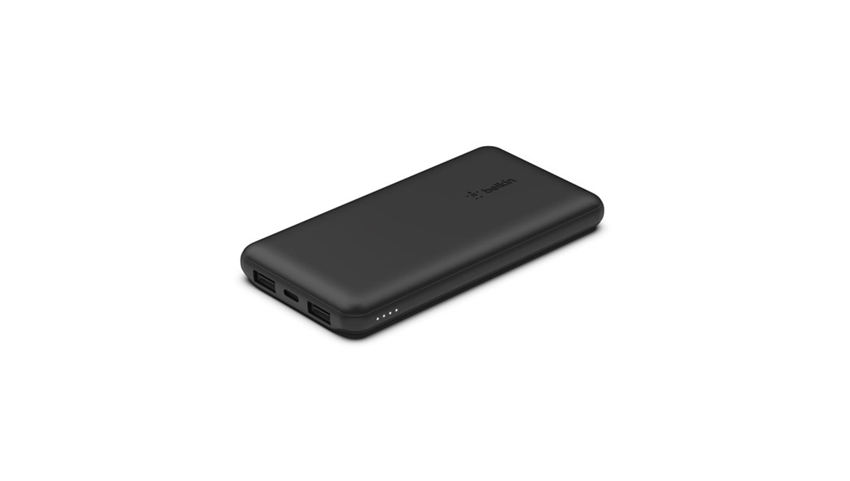 ベルキンからアンダー2000円のモバイルバッテリー！ スリムなのに容量10000mAh、急速充電も可能