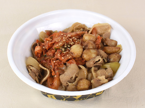 追いダレを使って味変可能！ すき家の「ゴマだれ・にんにく・キムチ豚カルビ丼」はこだわりキムチと甘い豚肉がベストマッチ