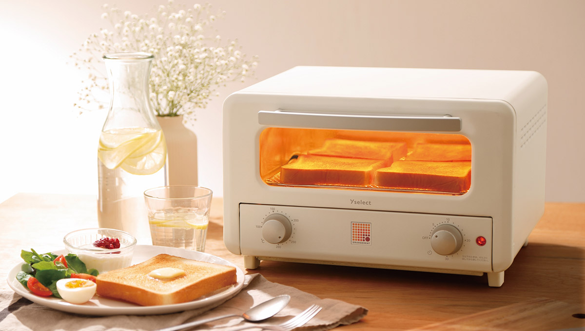素早い立ち上がりで、一度に4枚の角型食パンを焼ける！ 「オレンジヒート」搭載オーブントースターがヤマダデンキで4月22日発売