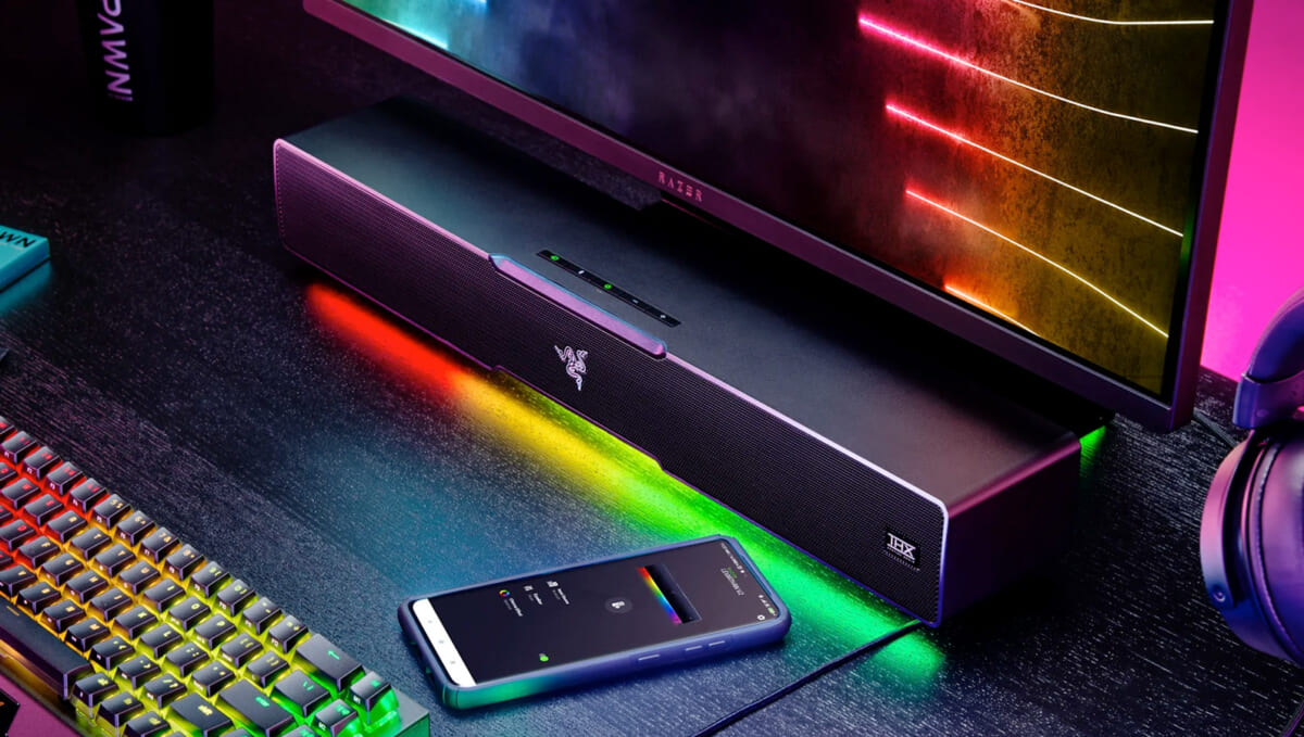 Razerからピカピカ光る新型サウンドバー「Leviathan V2」