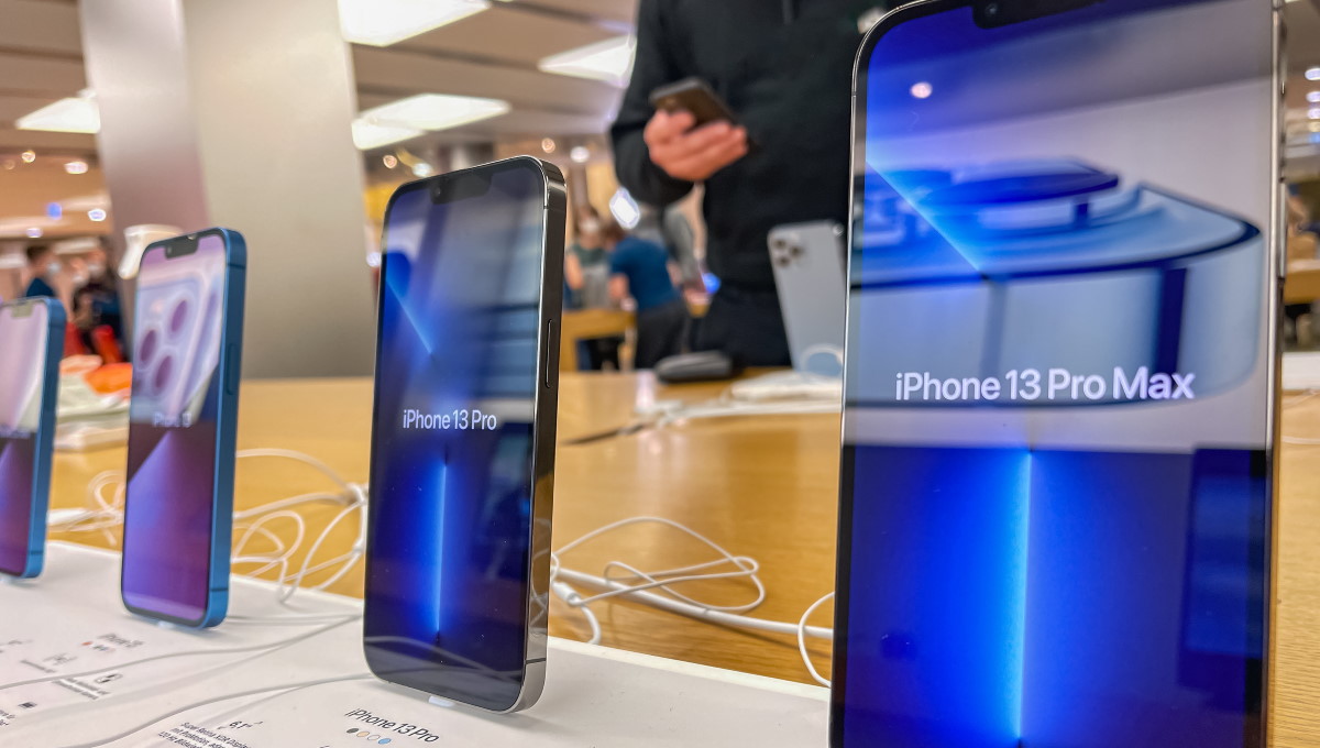 「iPhone 14 Pro」はApple Watchのような常時表示が実現？ 可変リフレッシュレートの幅が広がるかも