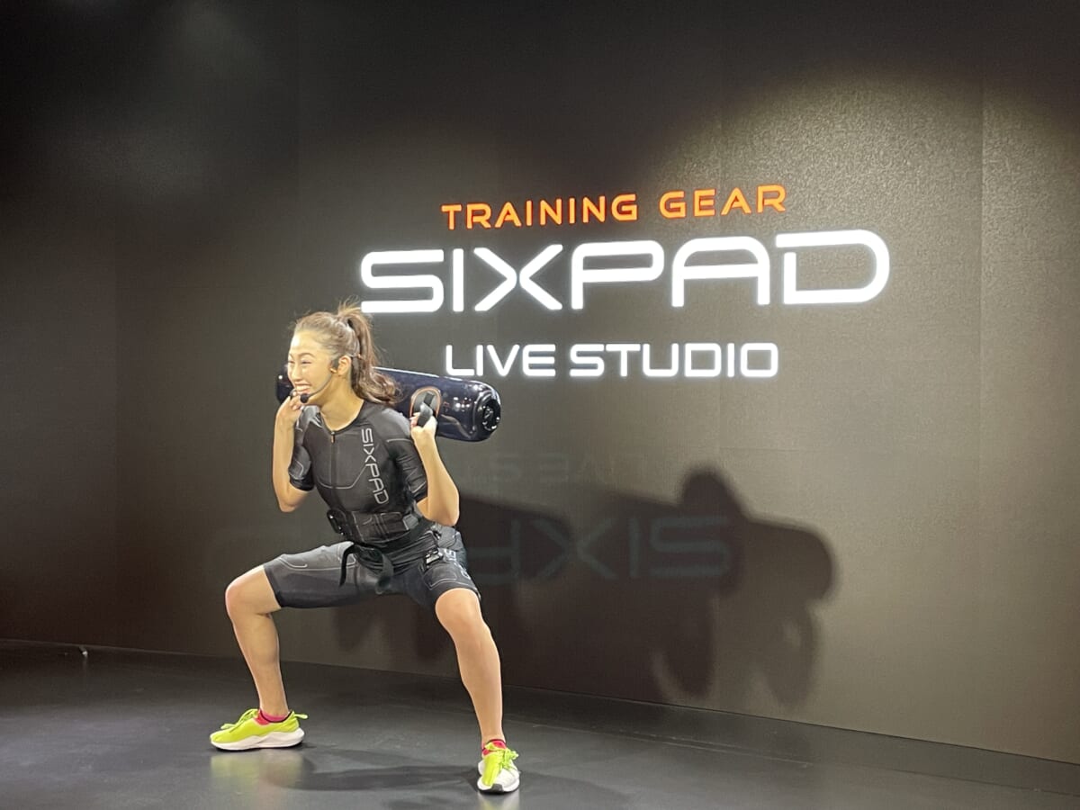 体幹の筋肉を鍛える20分！ SIXPAD HOME GYMの「スイング＆コア for ゴルフ」を体験してきた