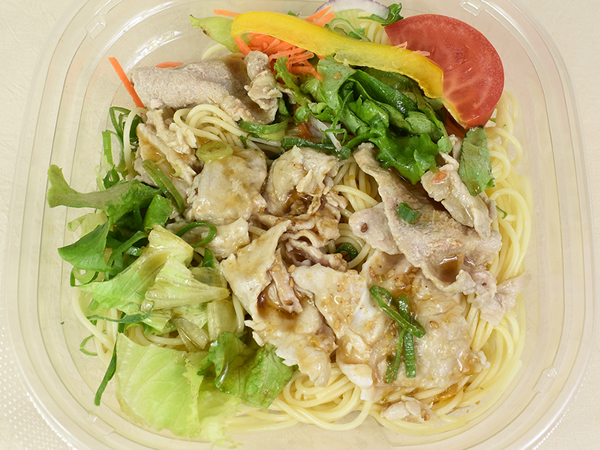 暑い日でもつるっと食べられる！ ファミマの「冷たいパスタ 豚しゃぶのゆず胡椒ぽん酢仕立て」はゆず胡椒入りソースでさっぱりおいしい