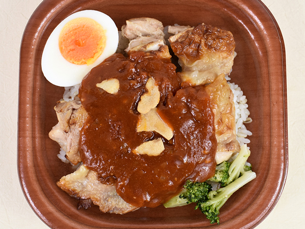 たんぱく質を45.0g摂取！ 緑黄色野菜1/2日分！栄養バランス完璧なローソンのお弁当が登場！