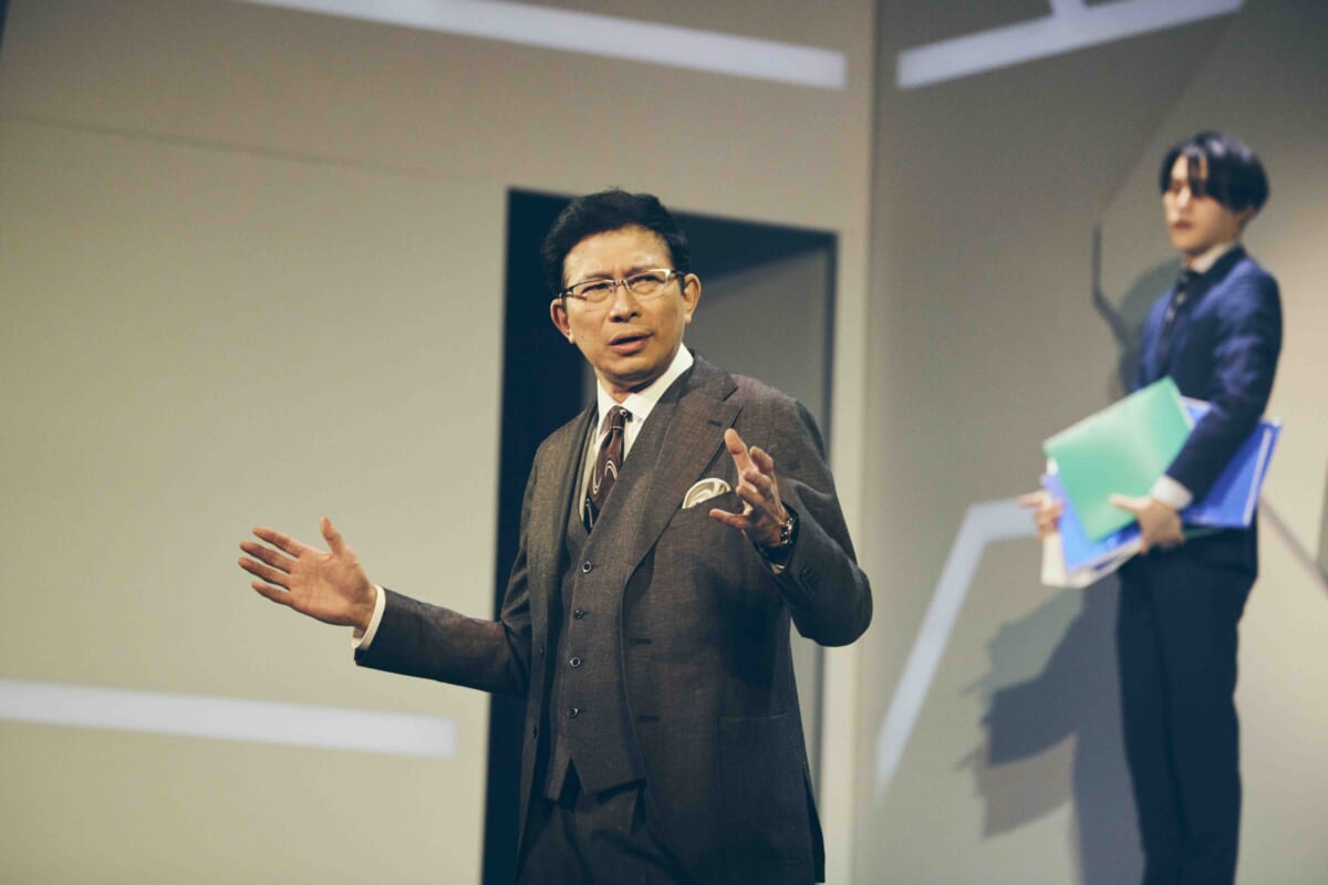 鈴井貴之インタビュー「AIだらけの世界で人間は機械を100％信用して共存できるのか……。僕には絶対無理です（笑）」