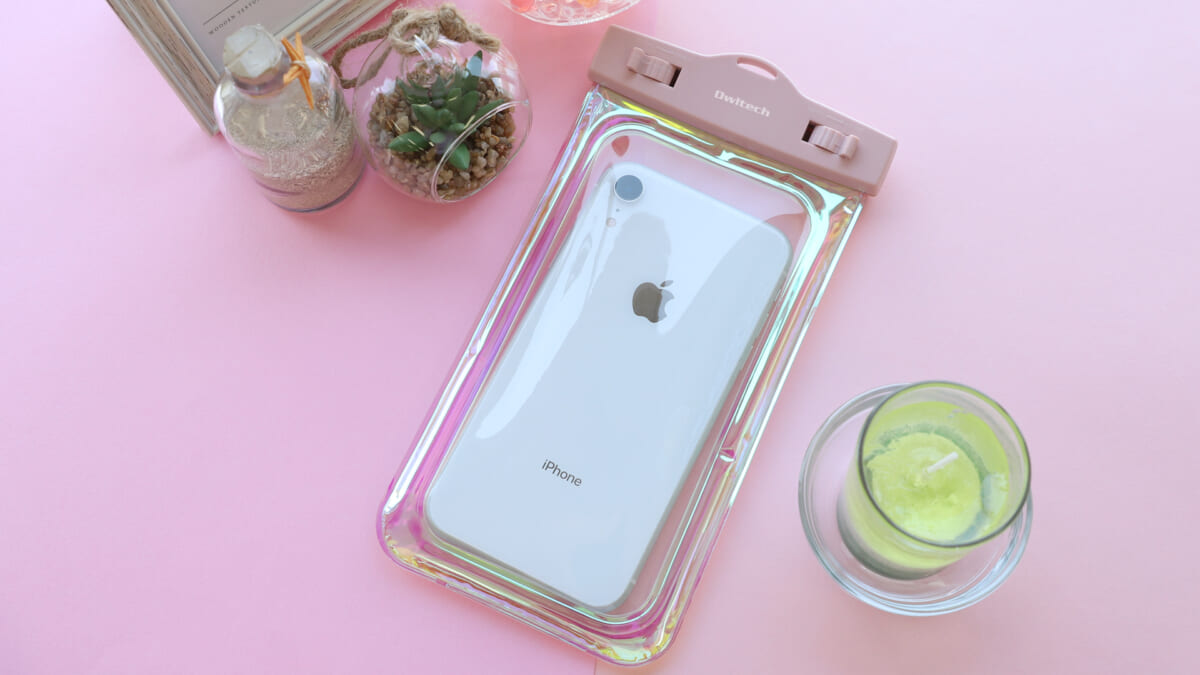 【新色追加】オーロラカラーの防水スマホケースに、ポップでスイートな「ピンク」が登場！