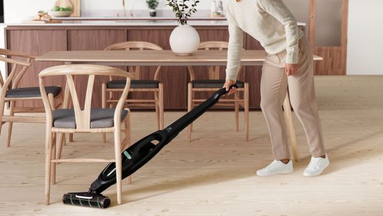 サステナブル先進国の家電メーカーが本気を出した！ 製品の41％に再生プラスチックを使ったクリーナー発売