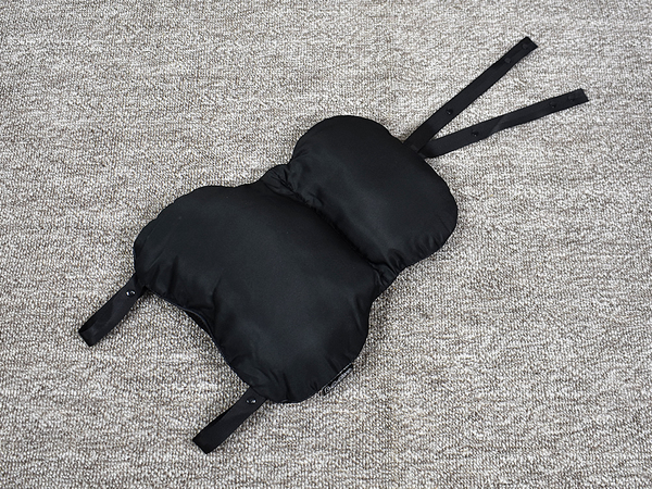 重いリュックを軽々背負える!? 簡易クッションとしても使用可能な「RuCushion（りゅっくしょん）」レビュー