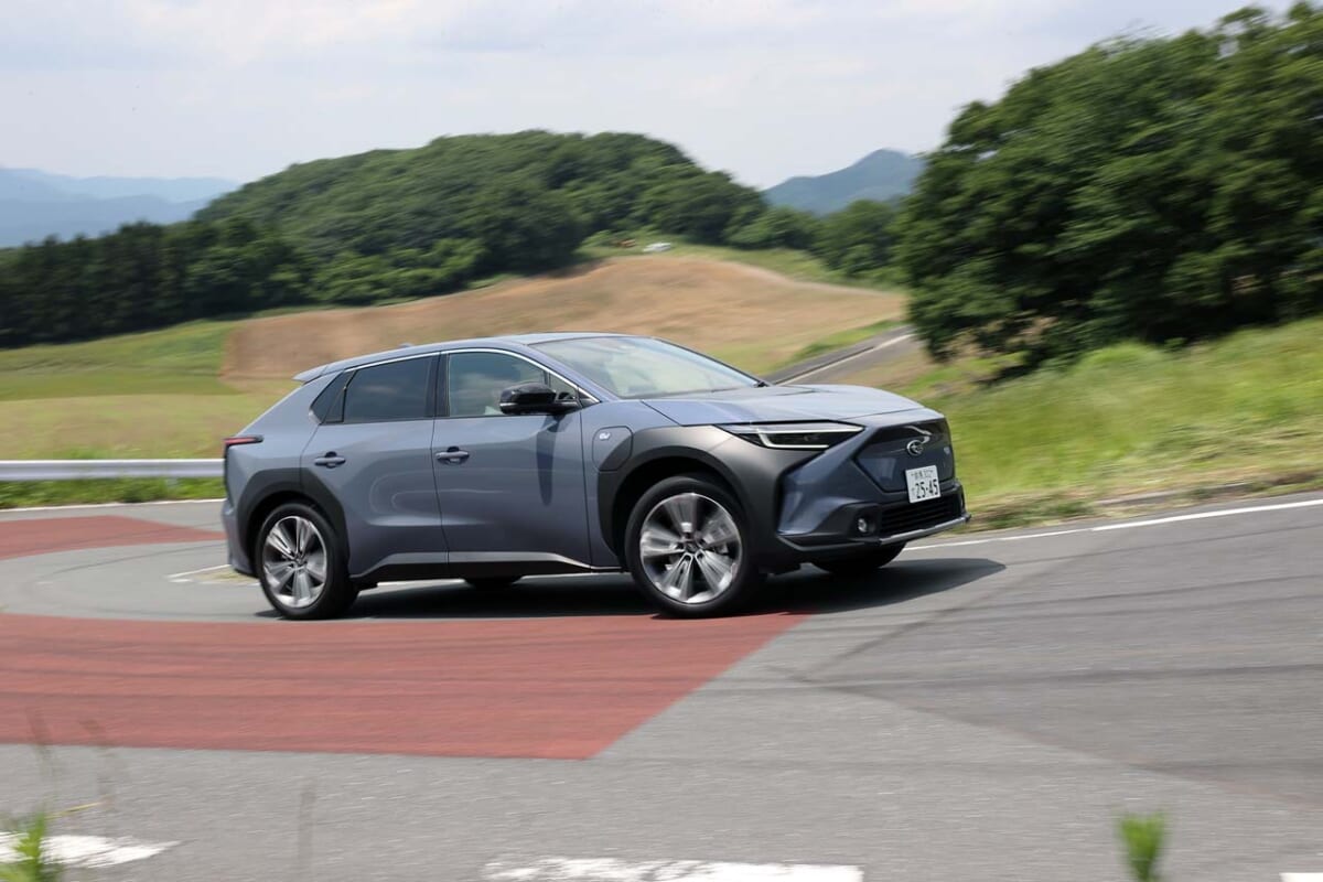 スバルならではの走りへのこだわりを実感！スバル「ソルテラ」試乗記