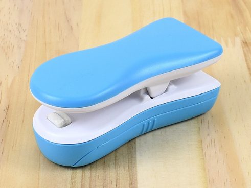 【モノタロウ】使い切れなかった野菜の袋をもう一回閉じたい…！ 「ハンディシーラー」が食品の保管に超便利