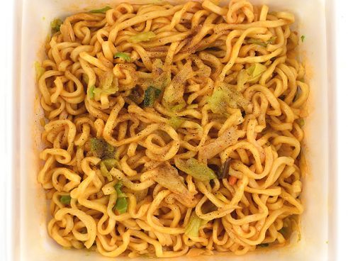 なめてましたスイマセン！「蒙古タンメン中本 辛旨魚介味噌まぜそば」の強烈すぎる辛味の洗礼にノックアウト!?
