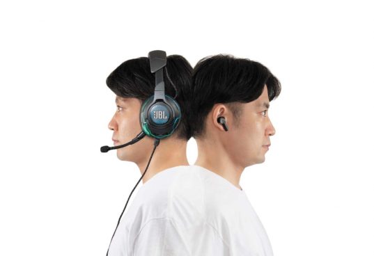 JBL Quantum ONE＆TWSがゲーミングヘッドセットの領域を超えて暮らしを豊かにする！ “絶対良音”の向こう側へ