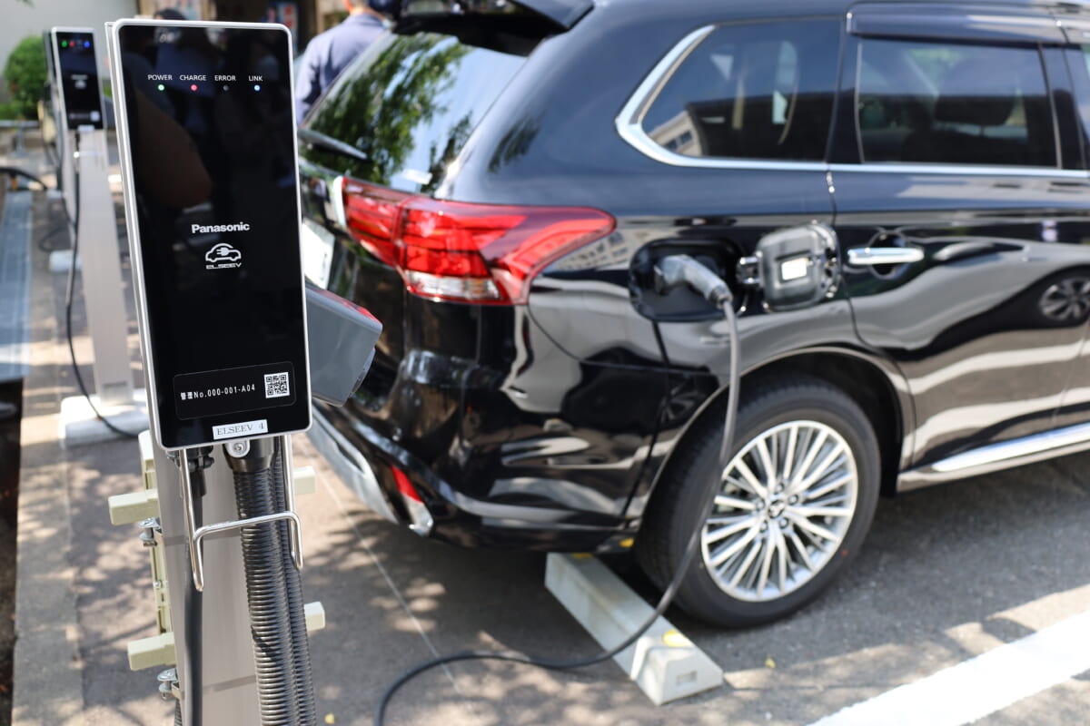 100万円以上の節電効果も。「複数台EV」の効率充電を可能にする「Charge-ment」とは？