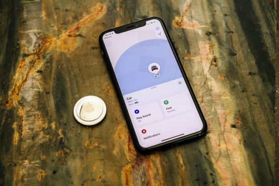 iOS 15.6では「探す」でAirTagの残りバッテリー表示が消滅！ 誤動作が多かったから？