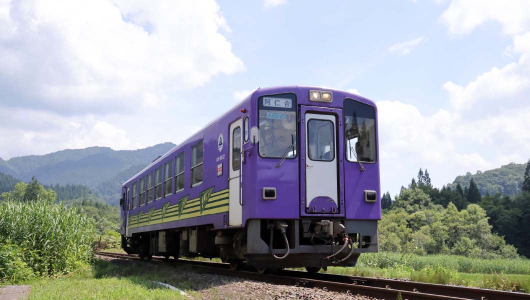 田んぼ＆歴史＋景勝地「秋田内陸縦貫鉄道」の魅力にとことん迫る