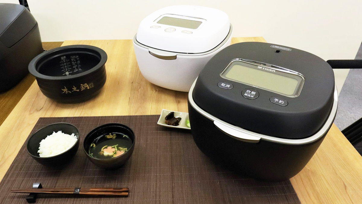 「おねばの泡」を潰す新発想で、ごはんの甘みが17％アップ!? タイガー炊飯器「土鍋ご泡火炊き」最新モデル試食レポート