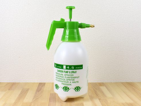 【モノタロウ】電気不要でコスパよし！ 蓄圧式の「噴霧器」なら連続散布で水やりのプチストレス解消!!