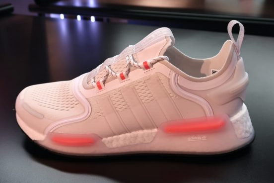アディダス オリジナルス「NMD_V3」はストリートカルチャーへの新たな一手！