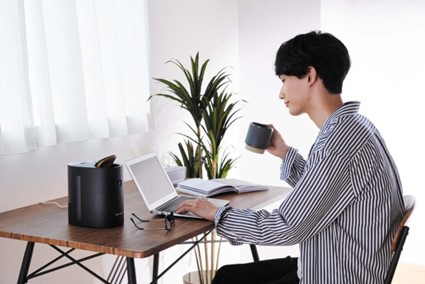 “ながら美容”で肌を保湿！「モノルルドプラズマクラスター モイスチャー」がいい