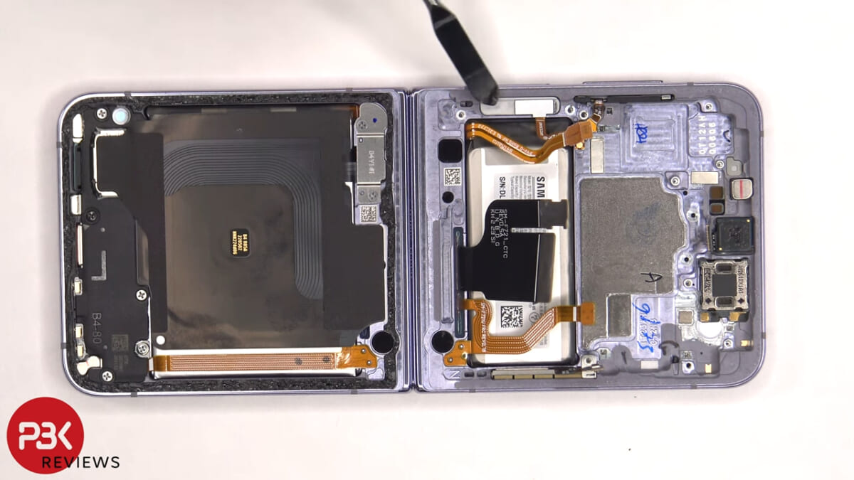 Galaxy Z Flip4の分解動画が公開。前モデルからの改良点が明らかに