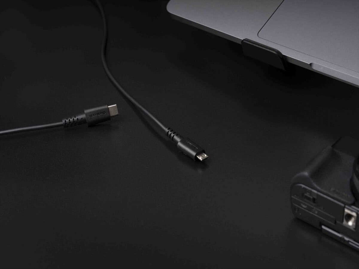 ニッチな需要に応えます！ microUSB端末の必需品になりそうな「Type-C to microUSBケーブル」