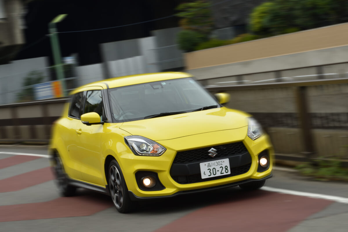 やっぱり安心感ある！ 「スイフトスポーツ」は欧州車に近い走りのコンパクトハッチバック