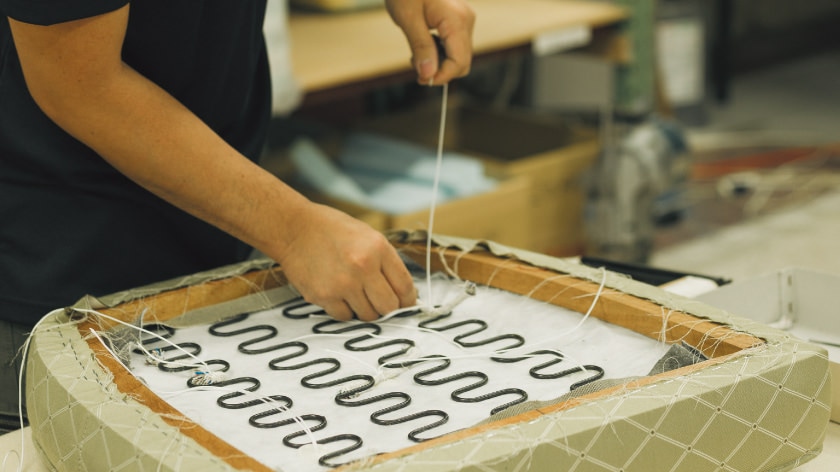 重厚なレトロ木工家具が「リノベーション家具」として生まれ変わる！ 通販サイト「MARUNI FURNISHING」