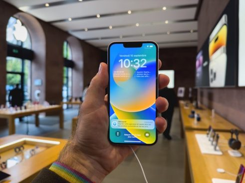 やっぱり人気はイマイチ？「iPhone 14」の増産が中止されたと米金融メディアが報道
